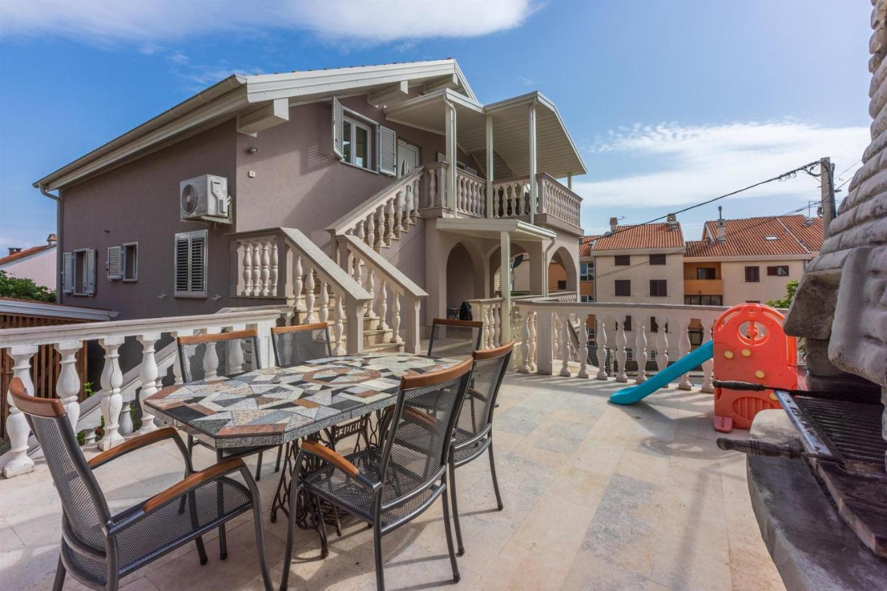 Apartments Mirela Crikvenica Esterno foto